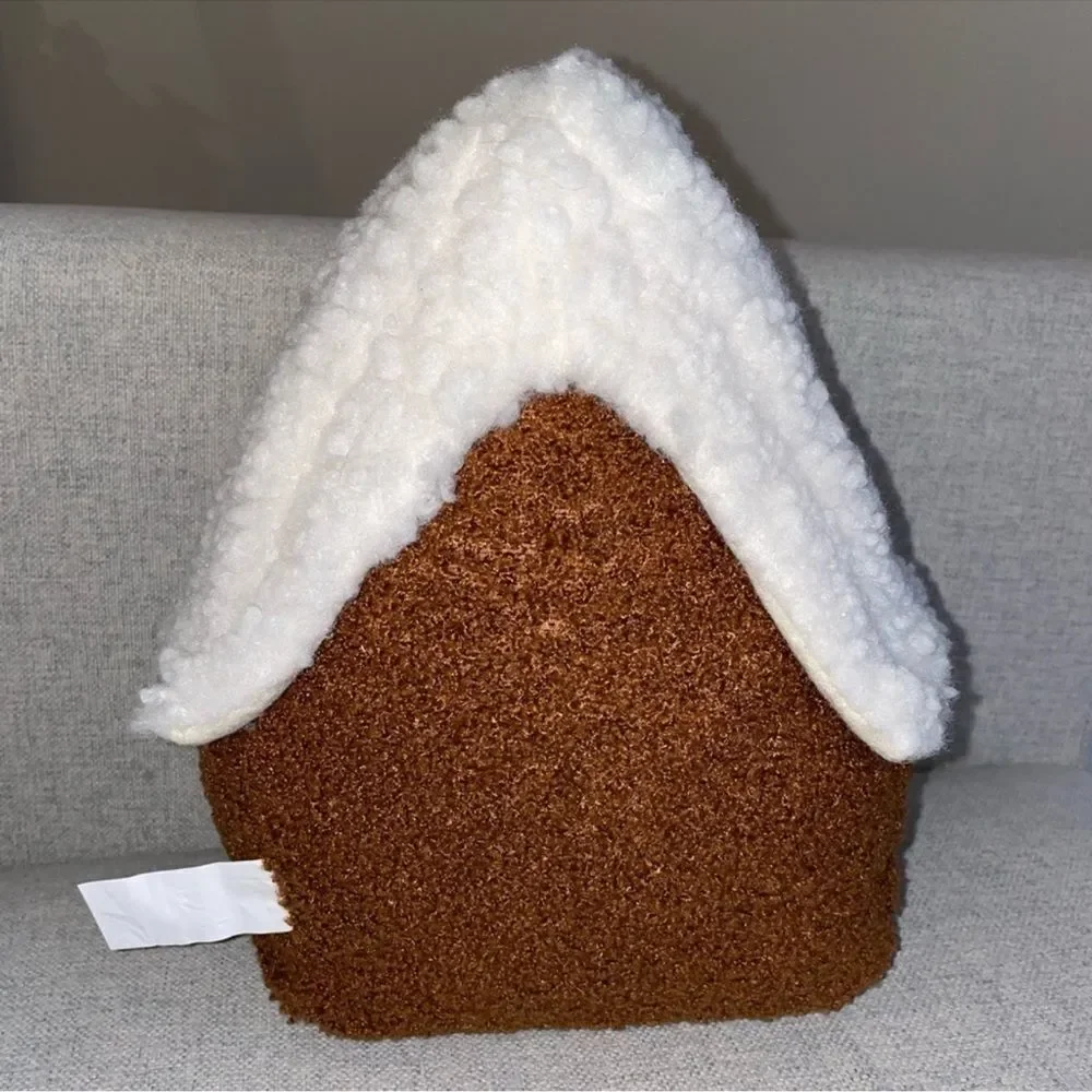 Cupcakes and Cashmere Peppermint Gingerbread Teddy Sherpa Pillow TIKTOK NWT